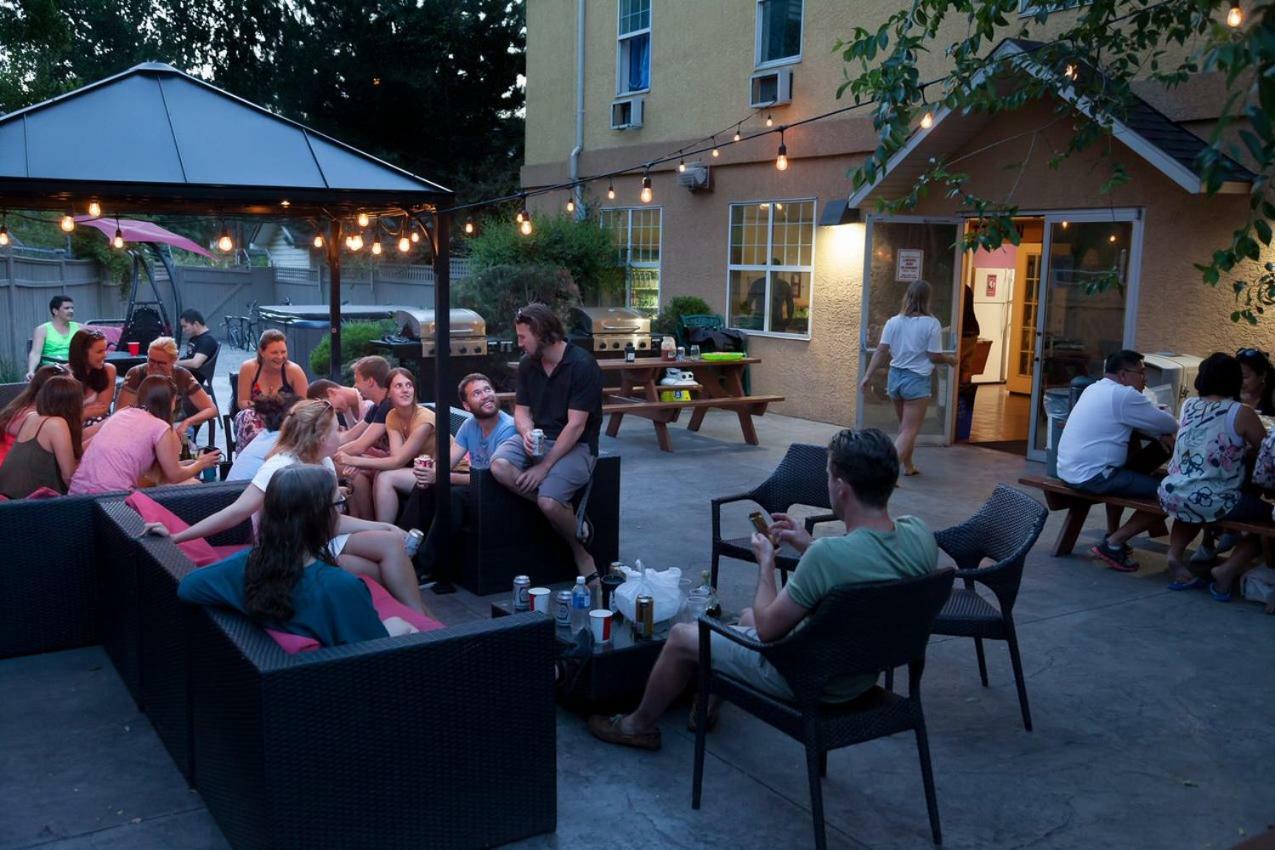 Hi Kelowna Hostel Exterior foto
